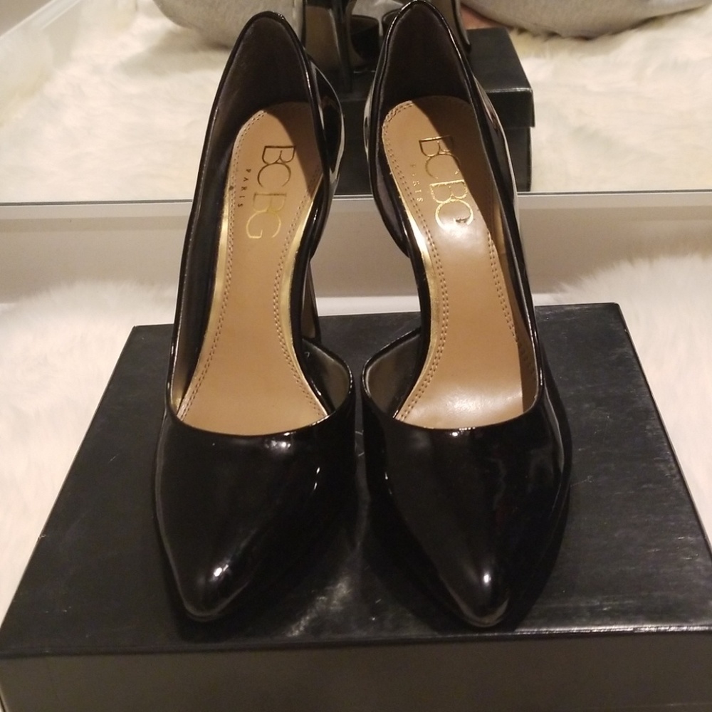 BCBG heels